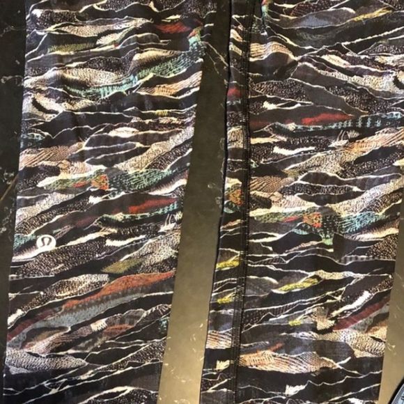 Lululemon fast and frees - Picture 4 of 7